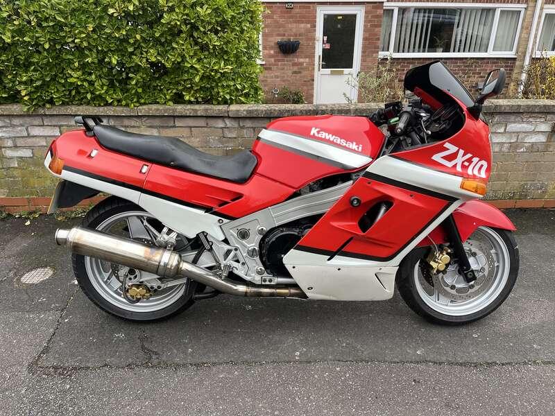 1989 Kawasaki ZX-10