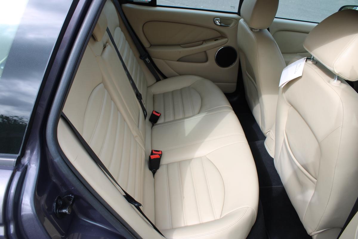 2009 Jaguar X-TYPE SE 2.2D AUTO