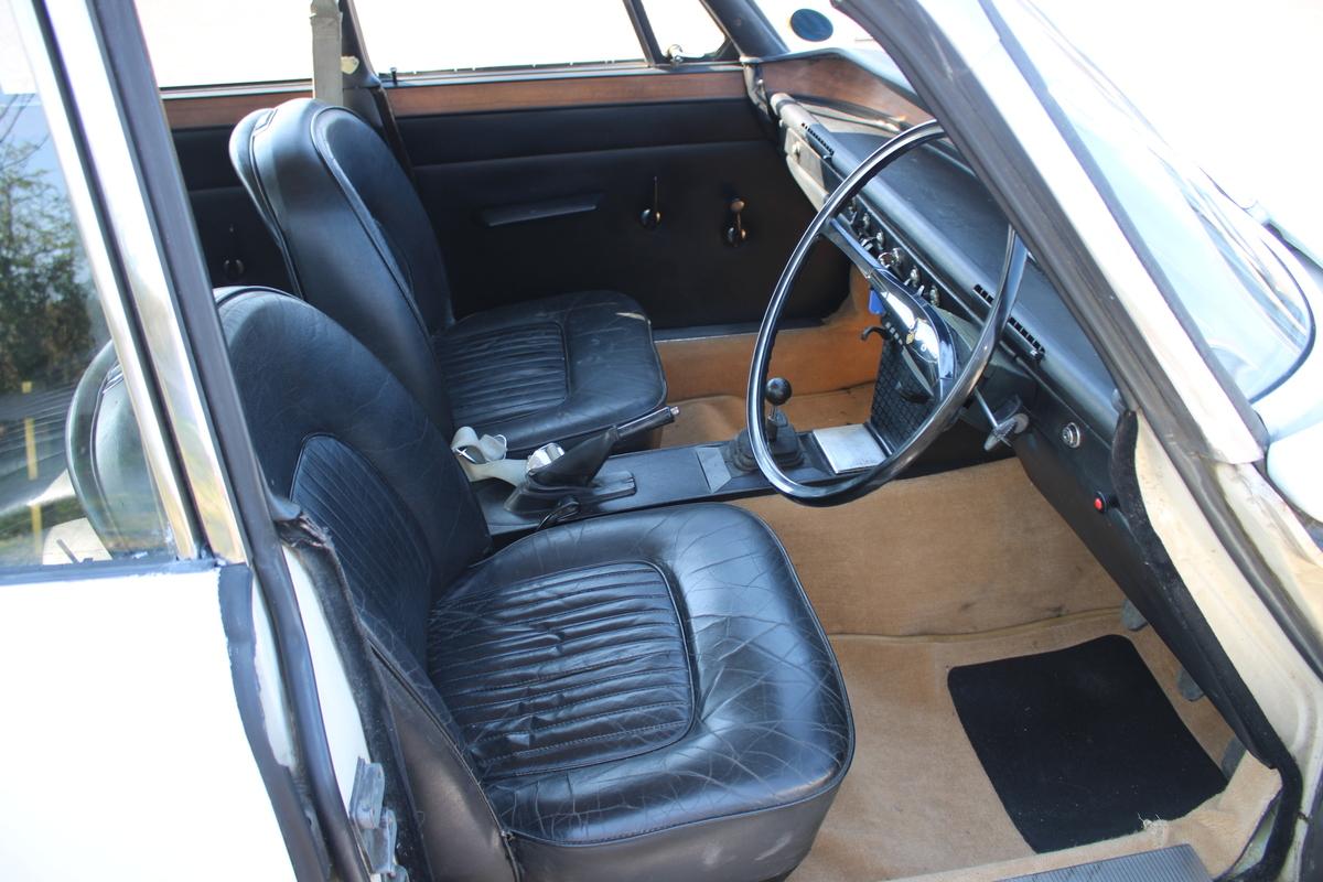 1969 Rover P6 2000 SC SALOON