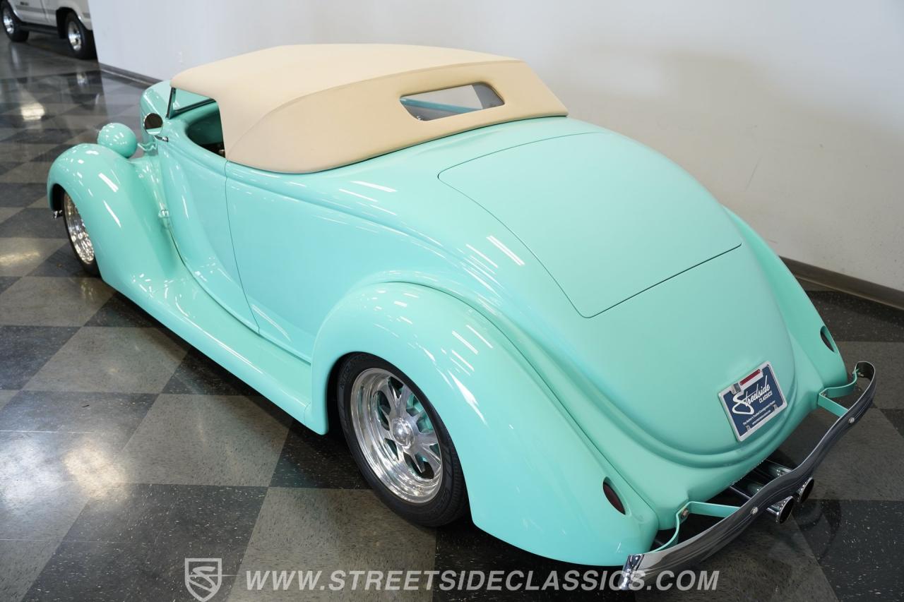 1939 Ford Cabriolet