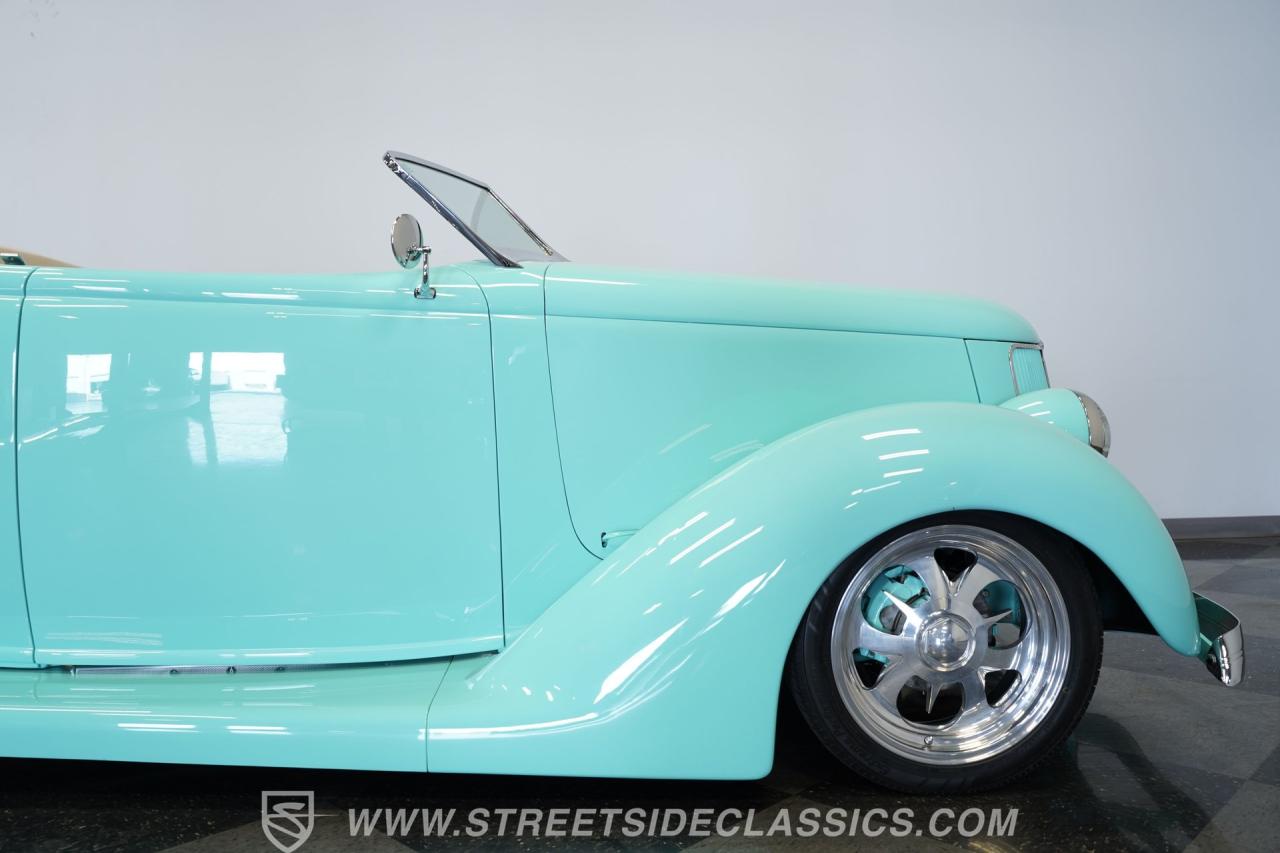 1939 Ford Cabriolet