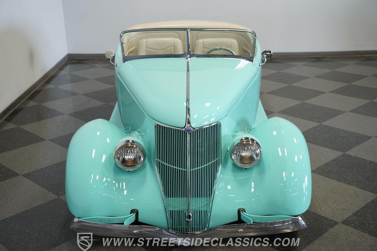 1939 Ford Cabriolet