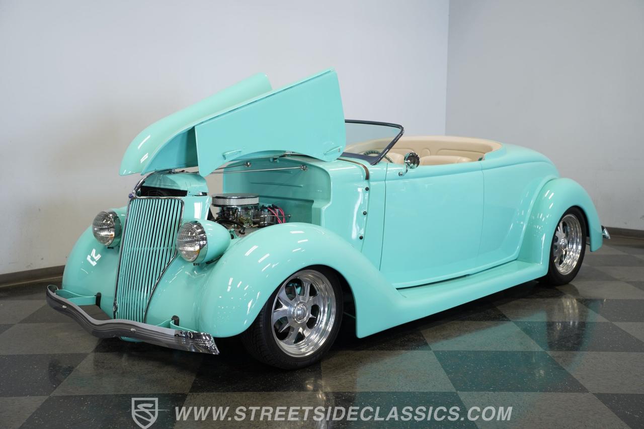 1939 Ford Cabriolet