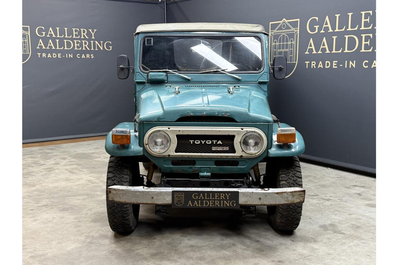 1976 Toyota Land Cruiser BJ43 Vinyl Top &ldquo;Rustic Green&rdquo;