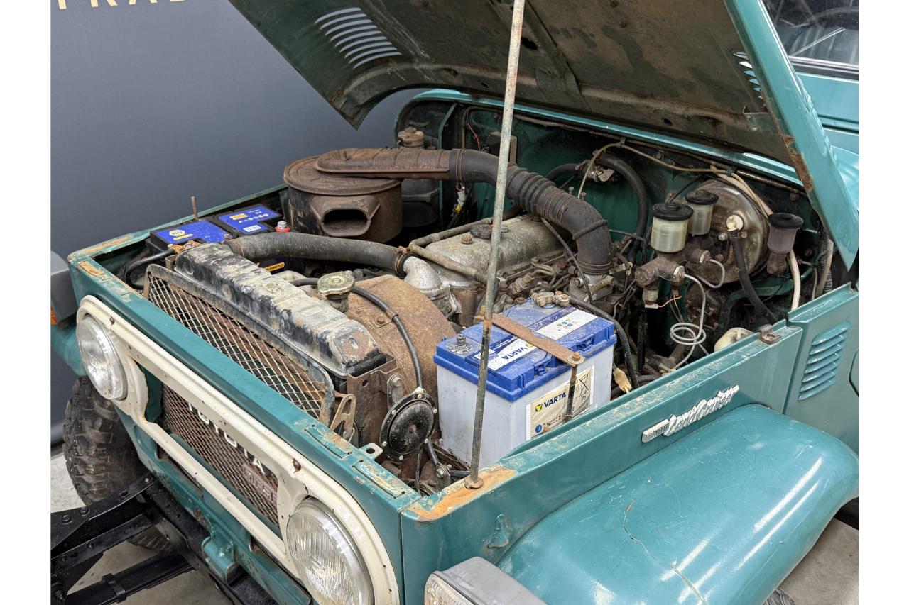 1976 Toyota Land Cruiser BJ43 Vinyl Top &ldquo;Rustic Green&rdquo;