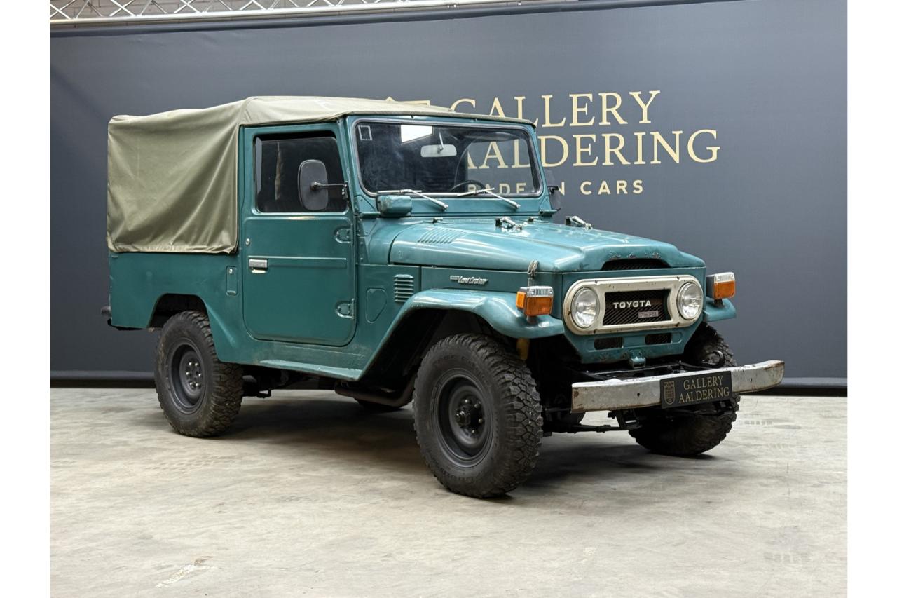 1976 Toyota Land Cruiser BJ43 Vinyl Top &ldquo;Rustic Green&rdquo;