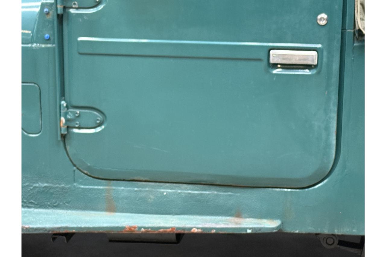 1976 Toyota Land Cruiser BJ43 Vinyl Top &ldquo;Rustic Green&rdquo;