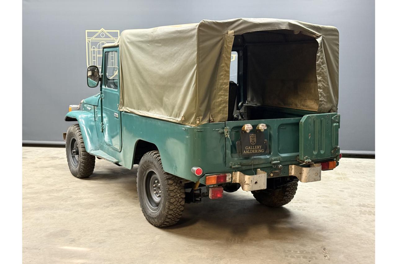 1976 Toyota Land Cruiser BJ43 Vinyl Top &ldquo;Rustic Green&rdquo;