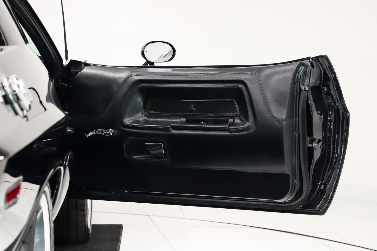 1971 Dodge Challenger R/T Restomod