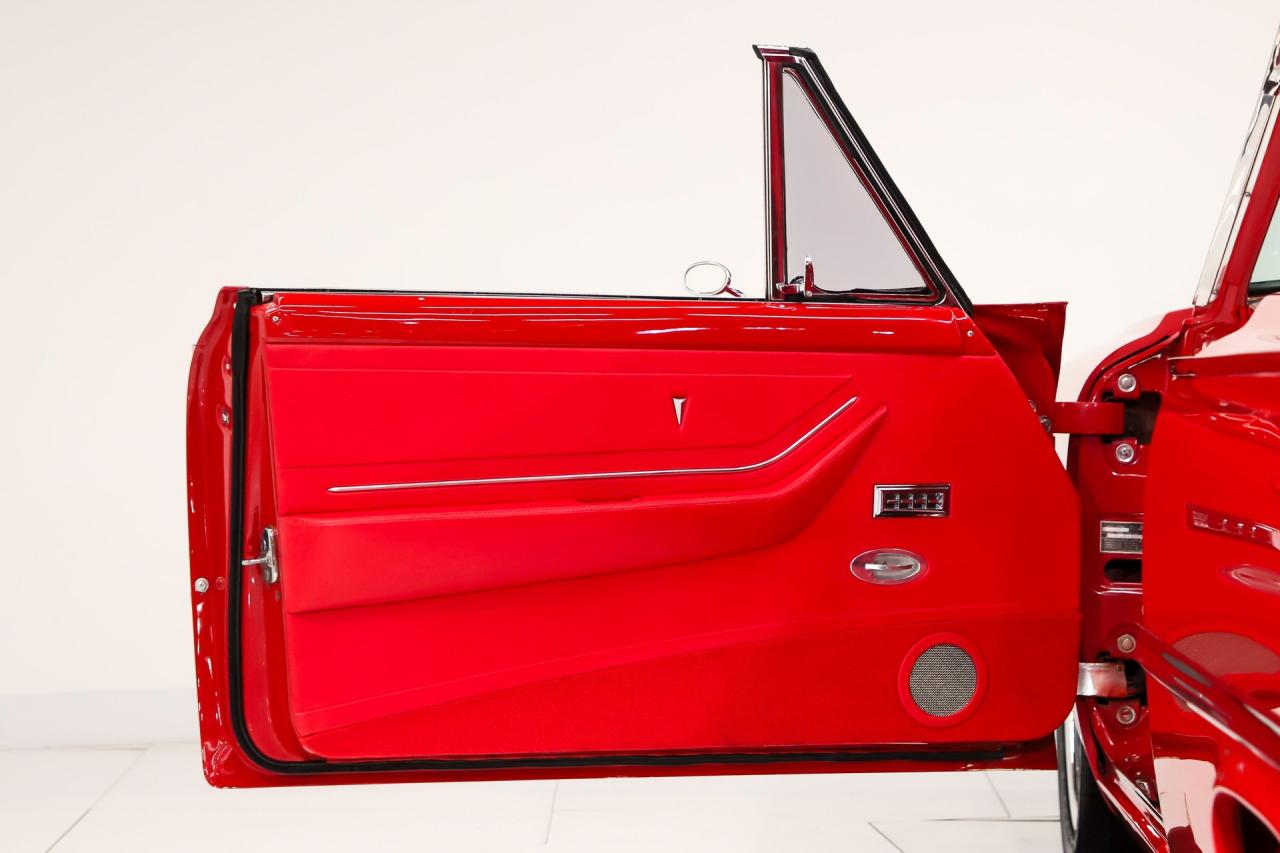 1961 Ford Galaxie Starliner