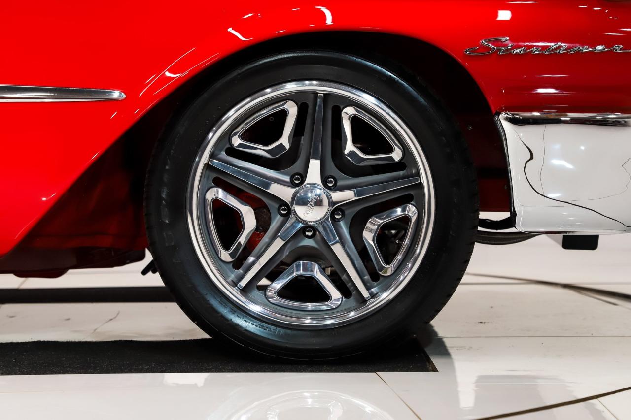 1961 Ford Galaxie Starliner