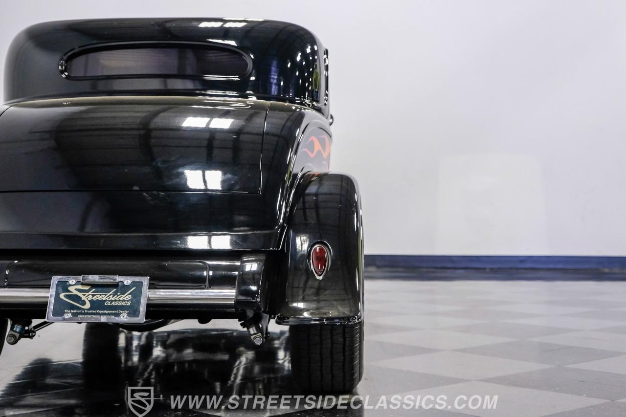 1932 Ford 3-Window Coupe Street Rod