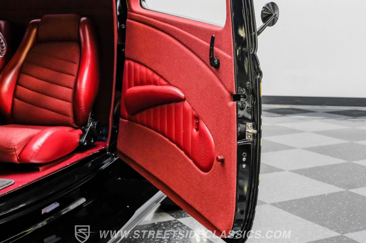 1932 Ford 3-Window Coupe Street Rod