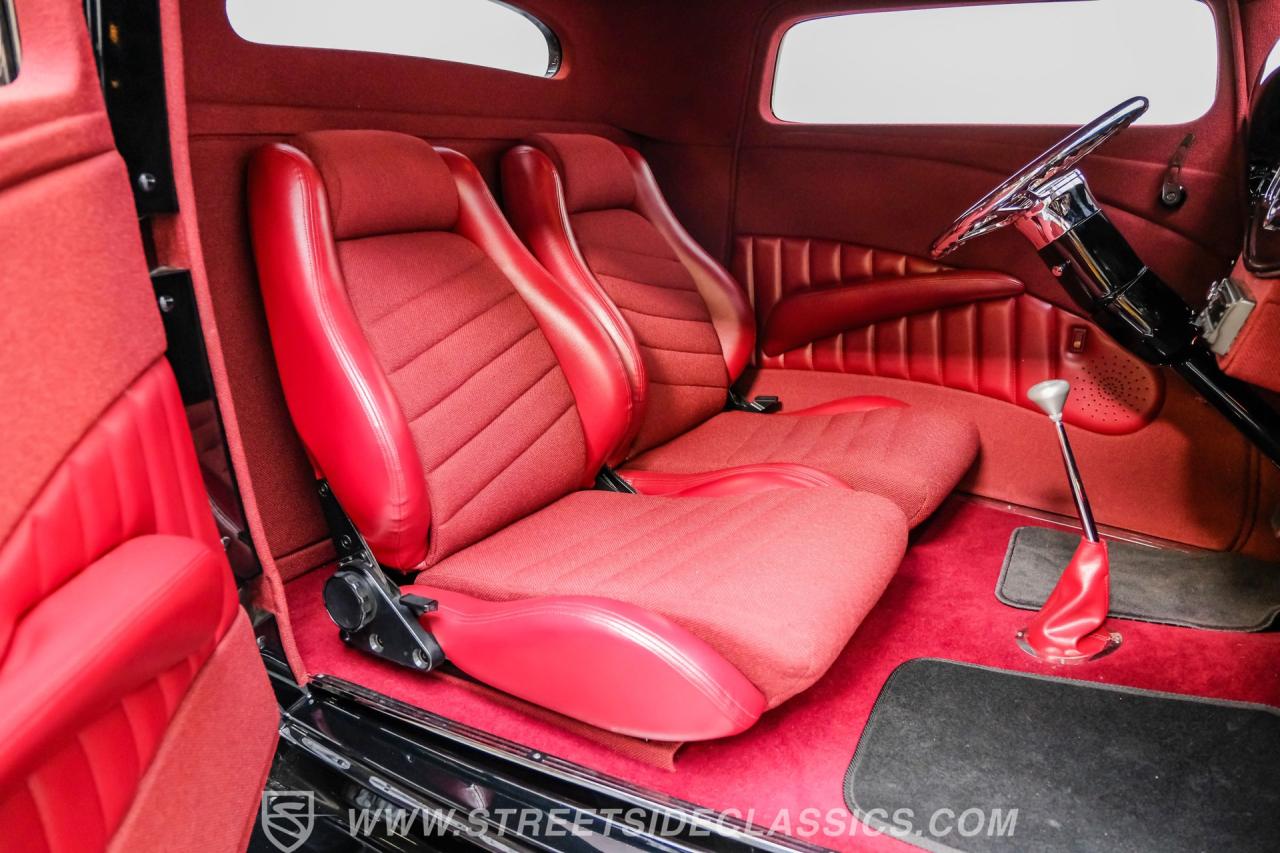 1932 Ford 3-Window Coupe Street Rod