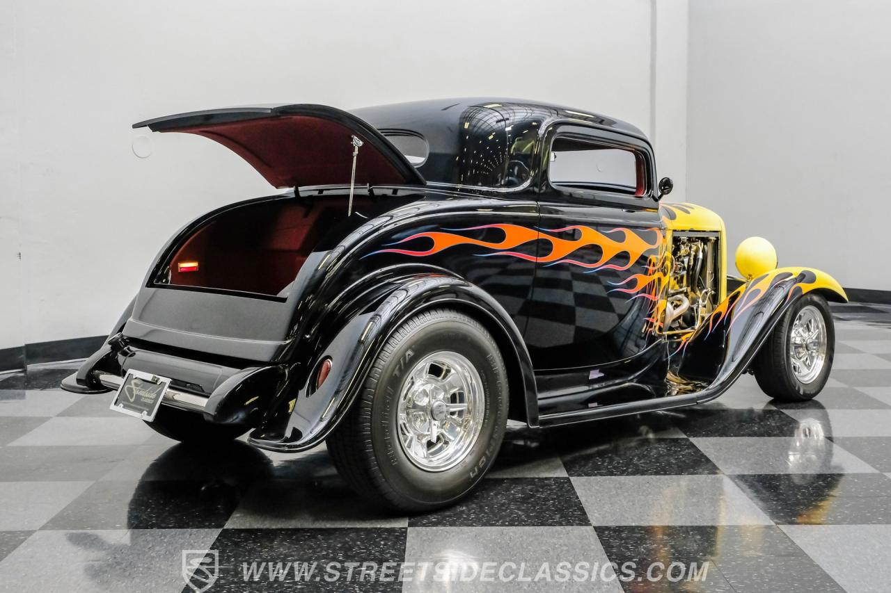 1932 Ford 3-Window Coupe Street Rod