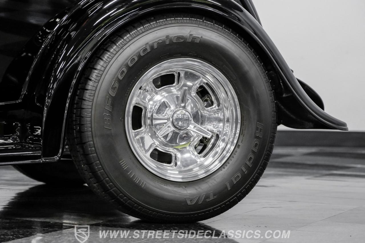 1932 Ford 3-Window Coupe Street Rod