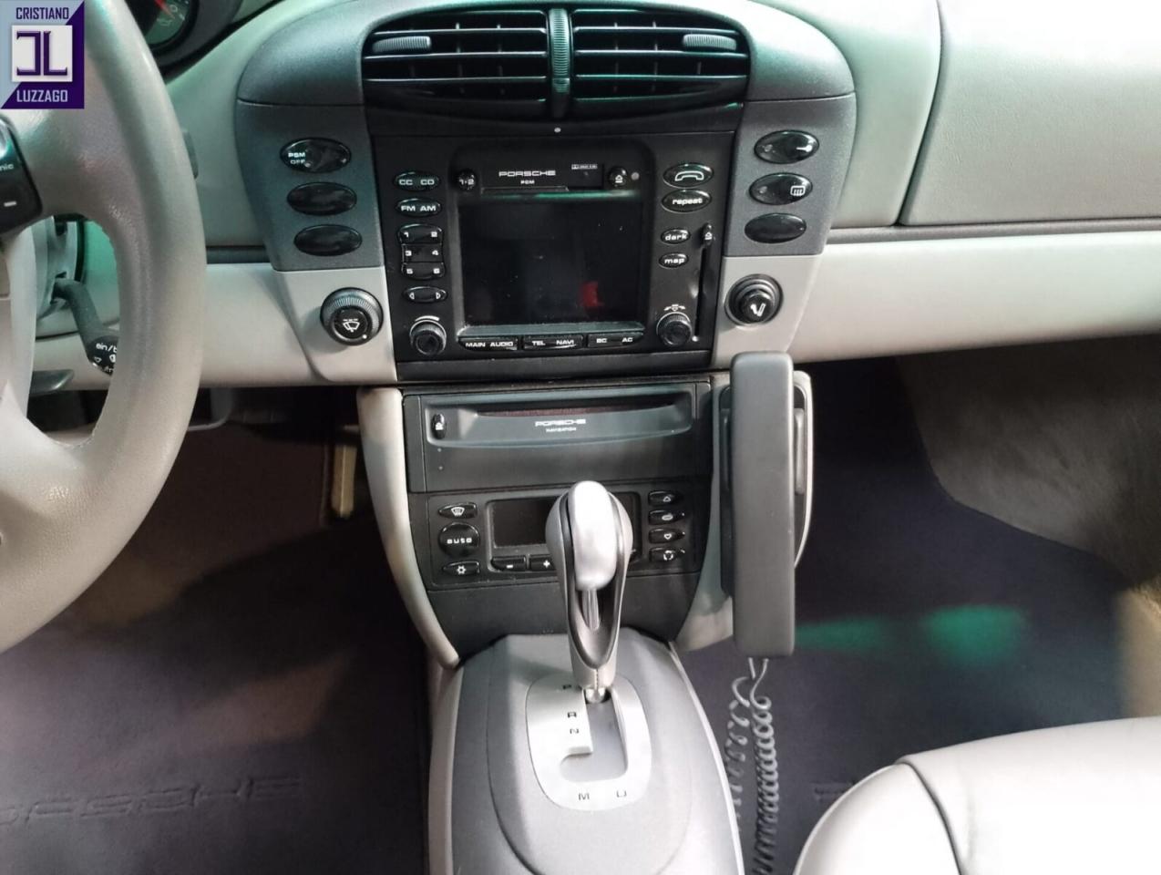 1998 Porsche 996 CARRERA 4