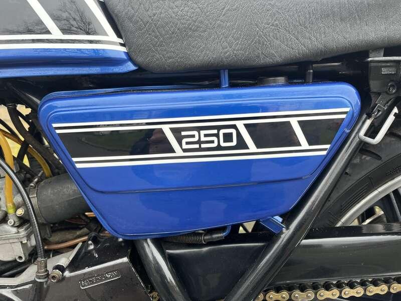 1977 Yamaha RD250