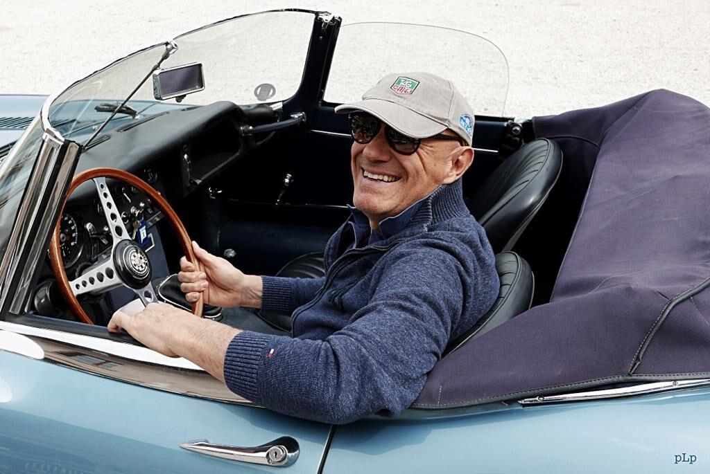 1965 Jaguar E TYPE ROADSTER S1