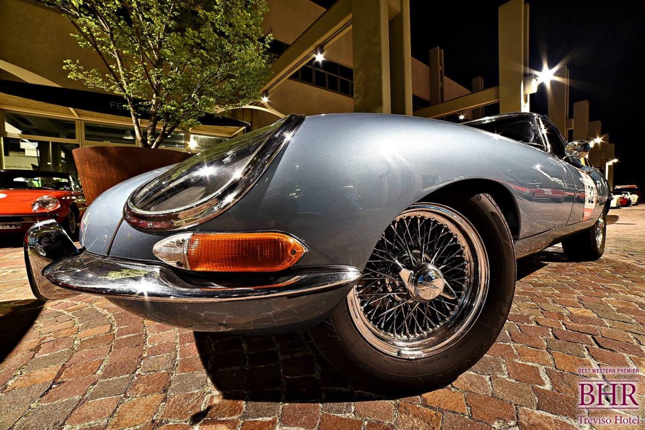 1965 Jaguar E TYPE ROADSTER S1
