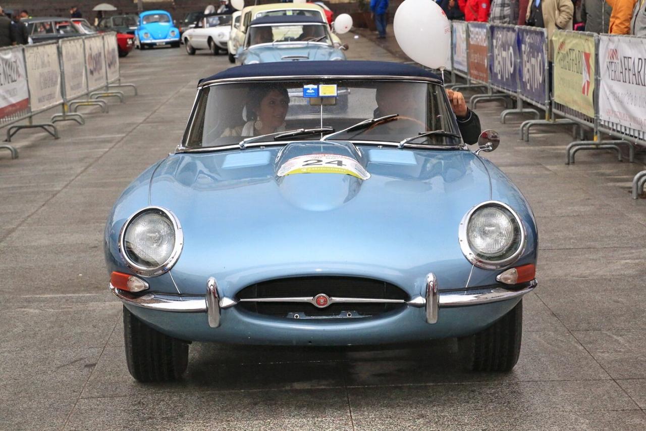 1965 Jaguar E TYPE ROADSTER S1
