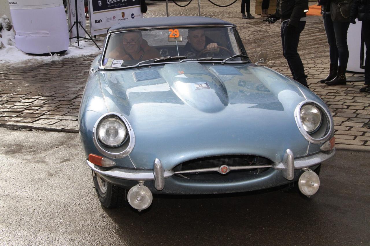 1965 Jaguar E TYPE ROADSTER S1