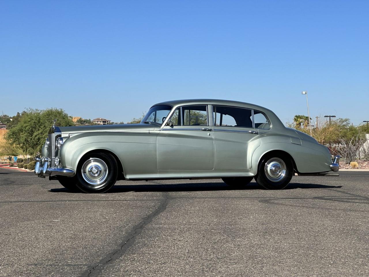 1959 Rolls - Royce Silver Cloud I LWB With Division (limo)