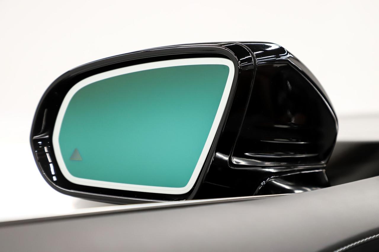 2017 Mercedes - Benz AMG S63