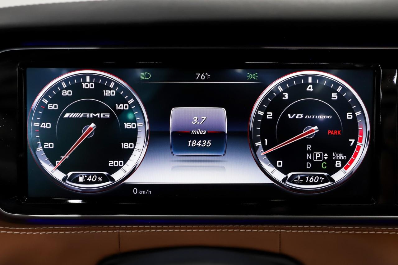 2017 Mercedes - Benz AMG S63