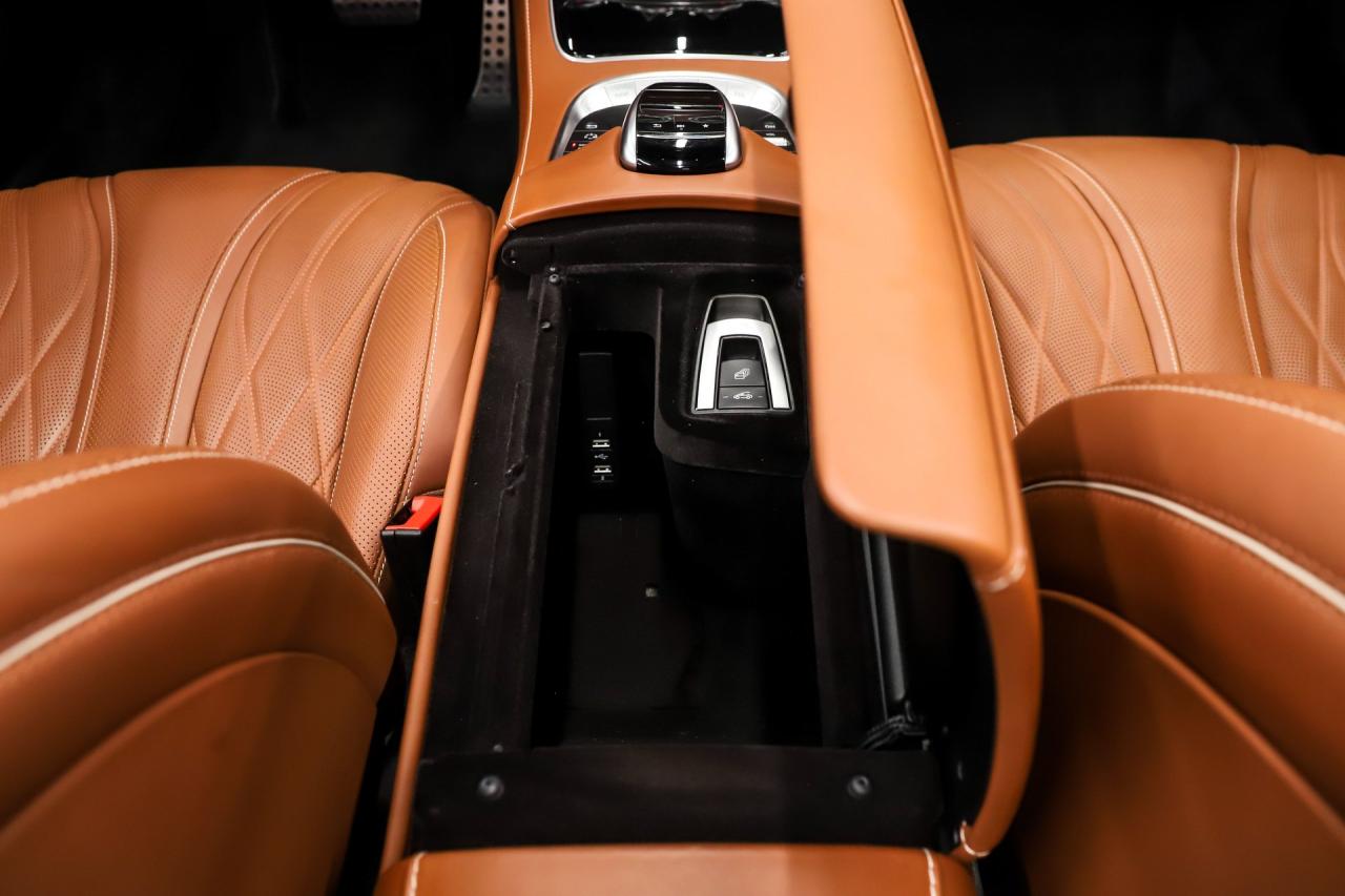 2017 Mercedes - Benz AMG S63