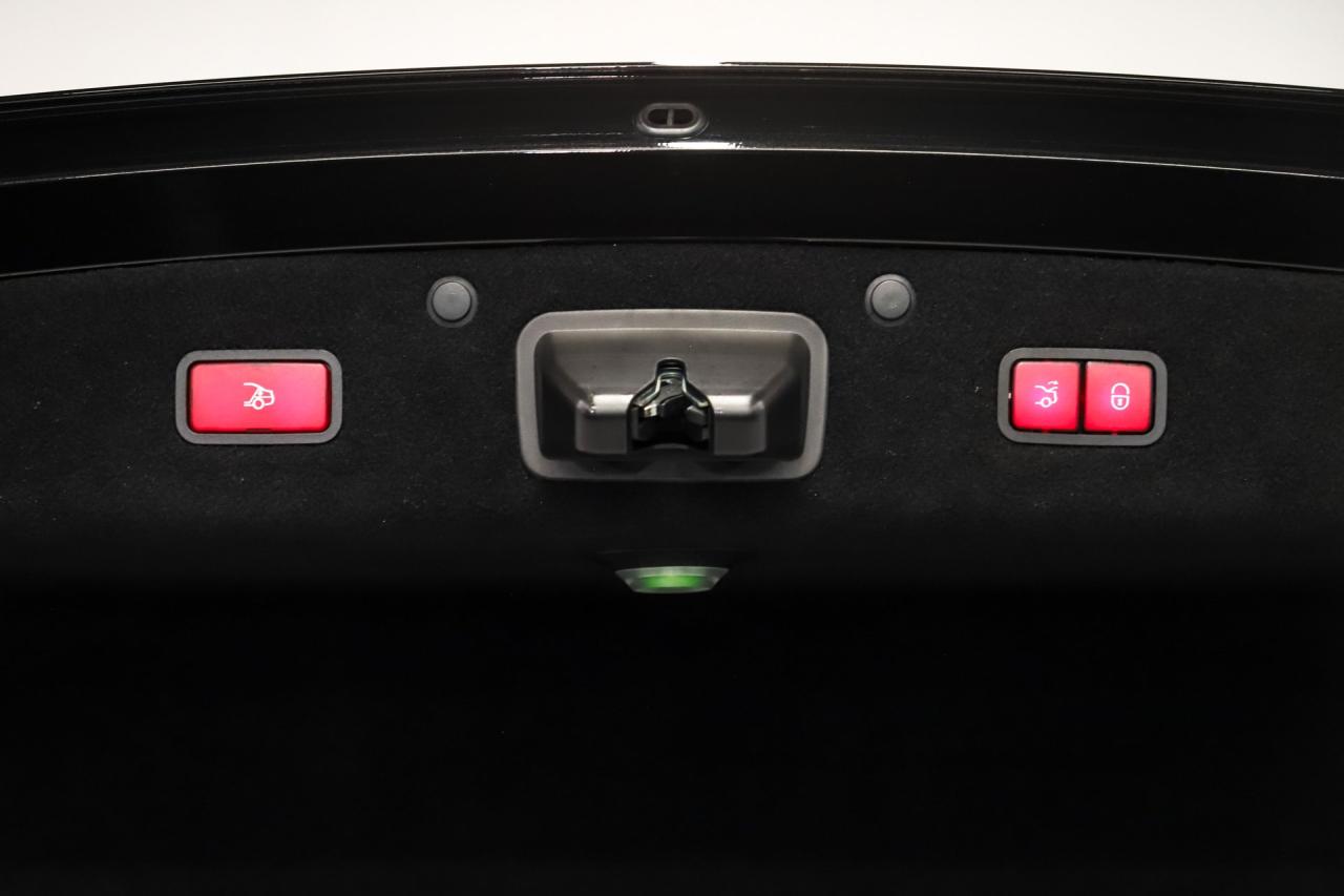 2017 Mercedes - Benz AMG S63