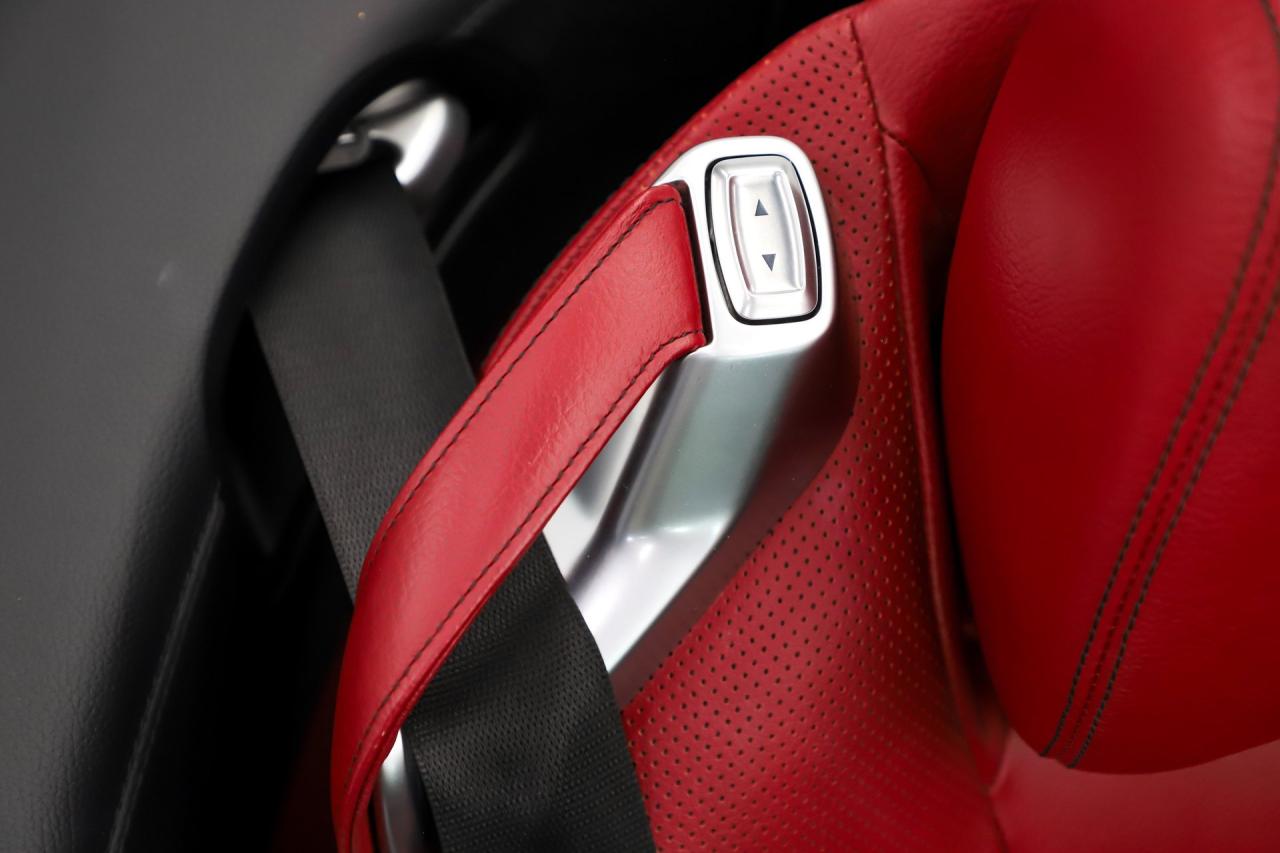 2016 Mercedes - Benz SL400