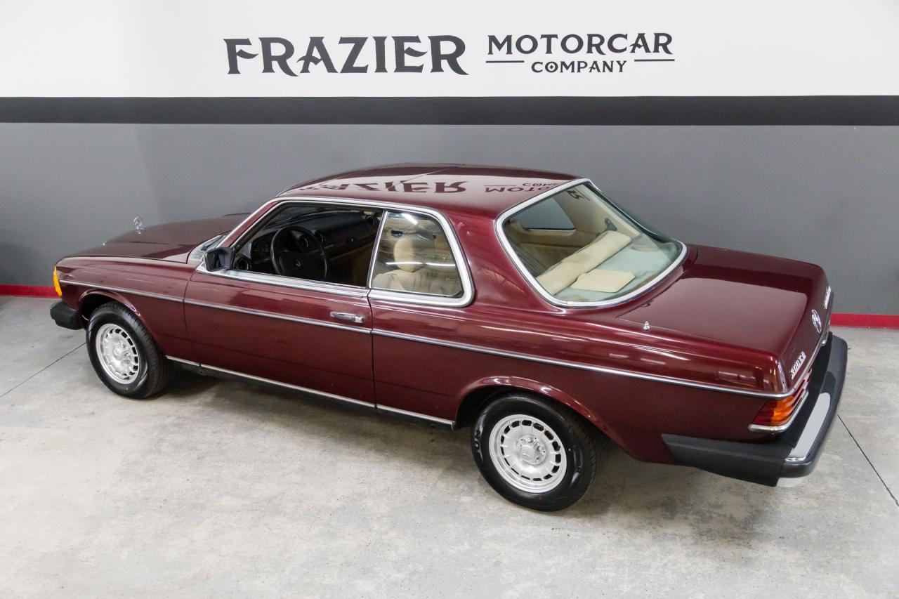 1985 Mercedes - Benz 300 CD COUPE