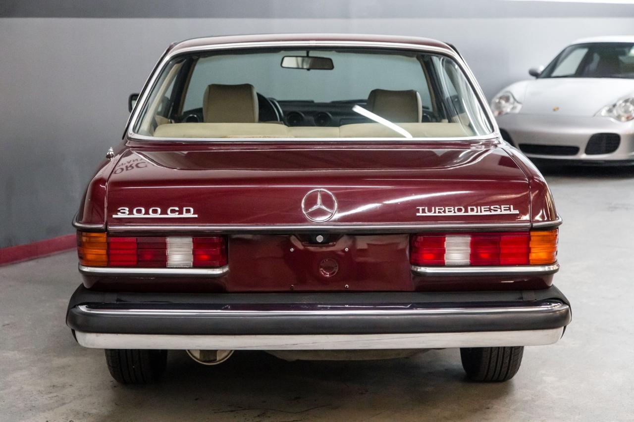 1985 Mercedes - Benz 300 CD COUPE