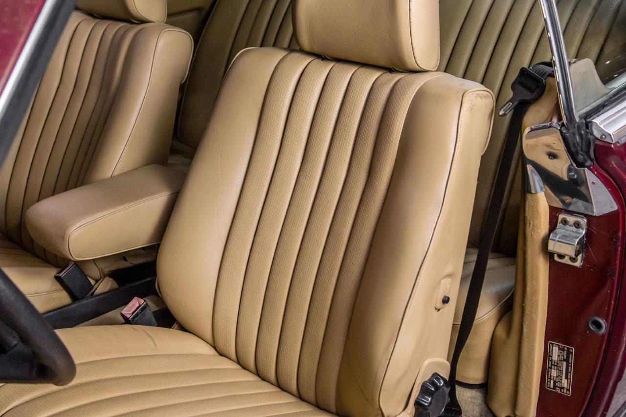 1985 Mercedes - Benz 300 CD COUPE