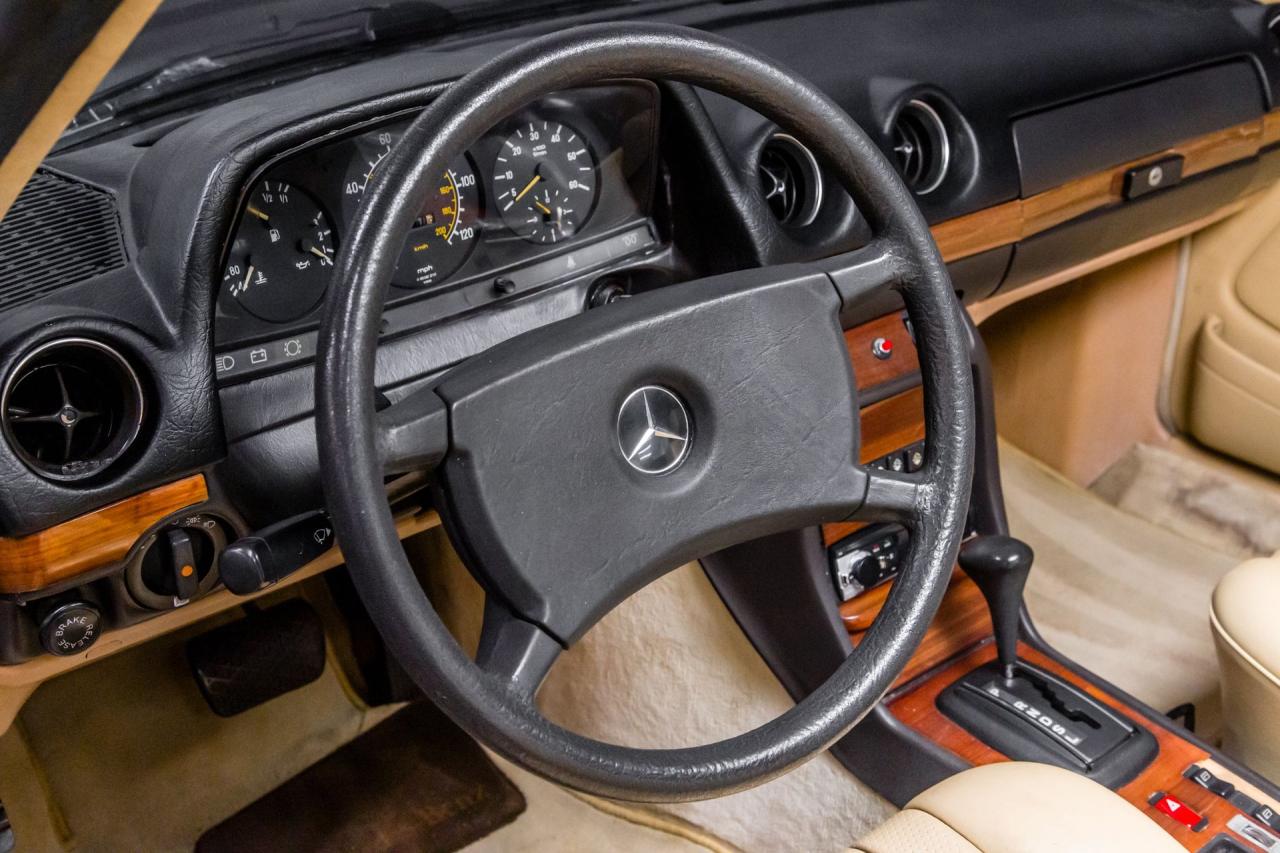 1985 Mercedes - Benz 300 CD COUPE