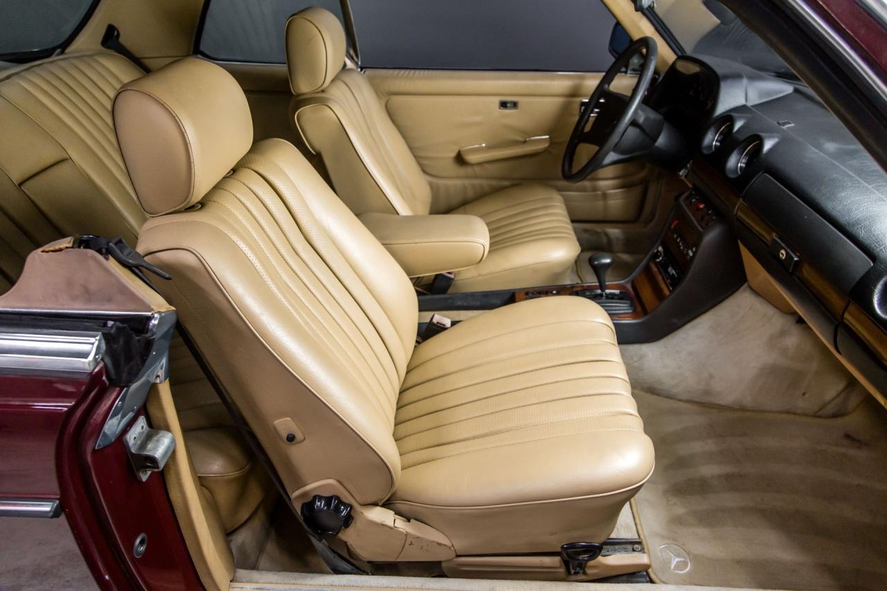 1985 Mercedes - Benz 300 CD COUPE