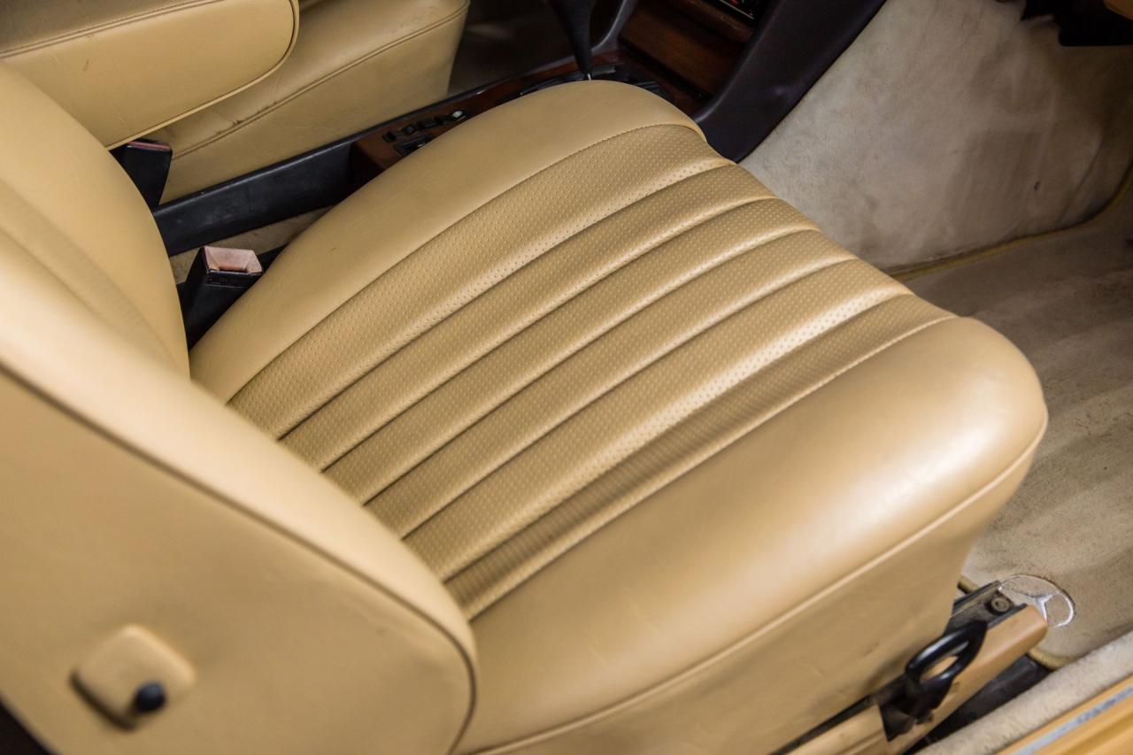 1985 Mercedes - Benz 300 CD COUPE