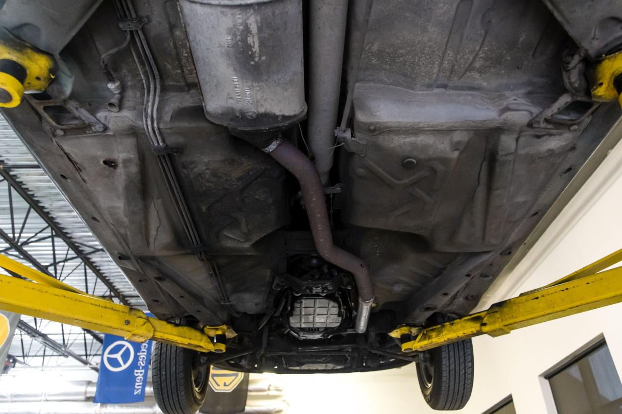 1985 Mercedes - Benz 300 CD COUPE