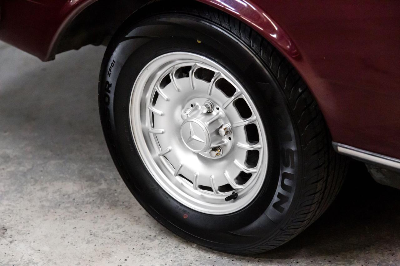 1985 Mercedes - Benz 300 CD COUPE