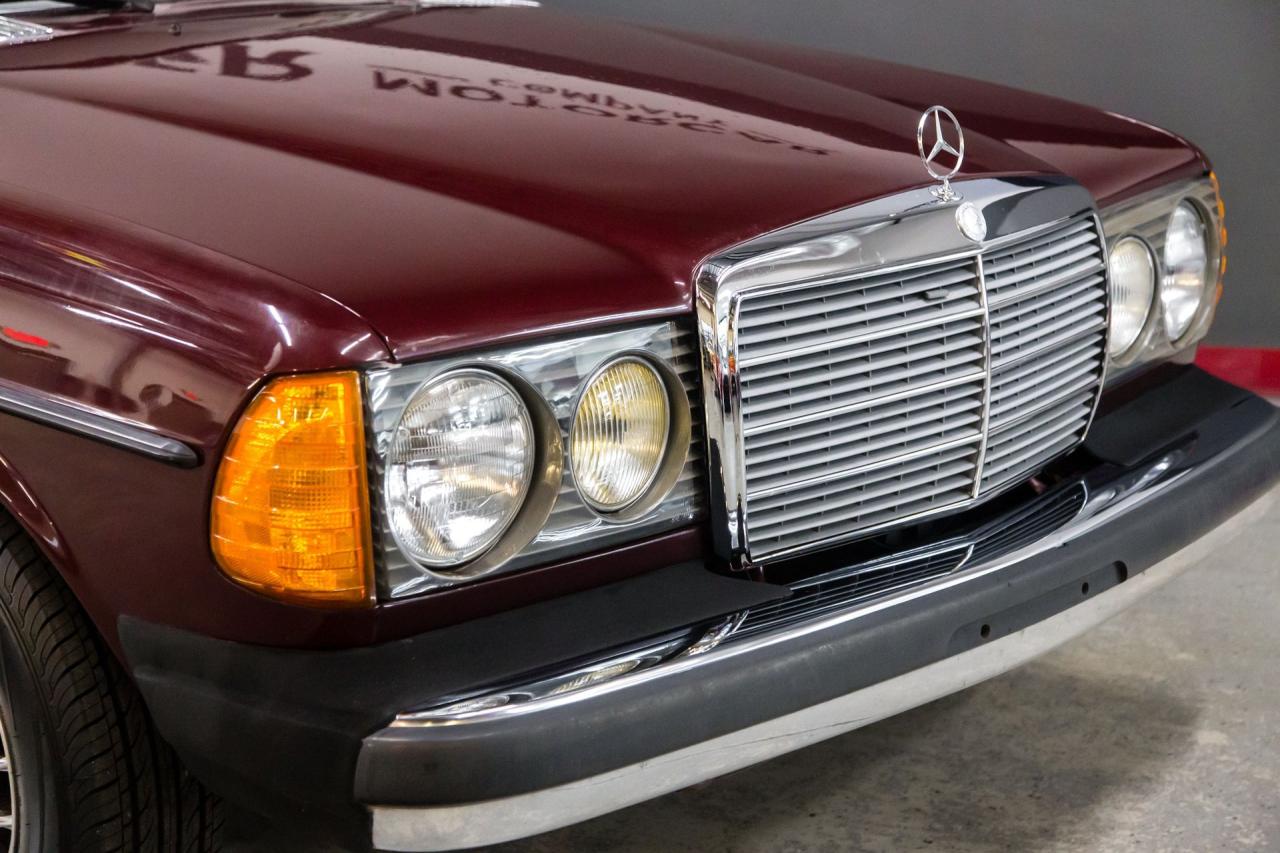 1985 Mercedes - Benz 300 CD COUPE