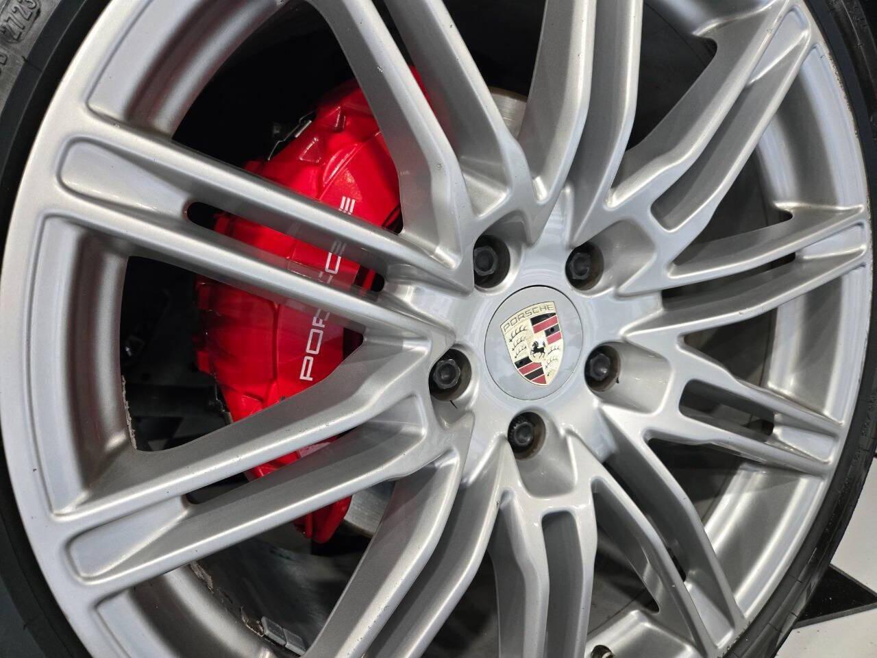 2013 Porsche Cayenne