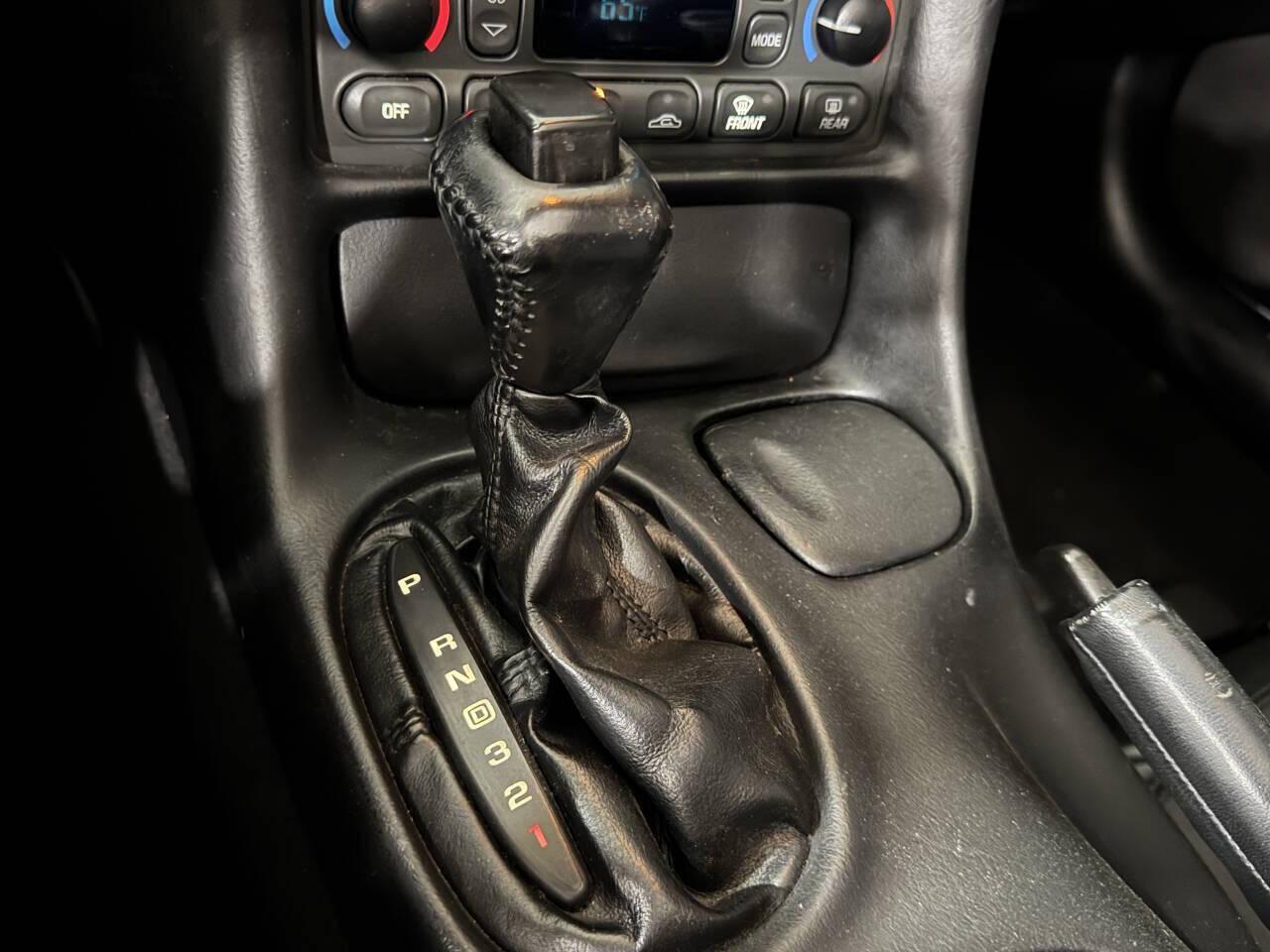 2004 Chevrolet Corvette