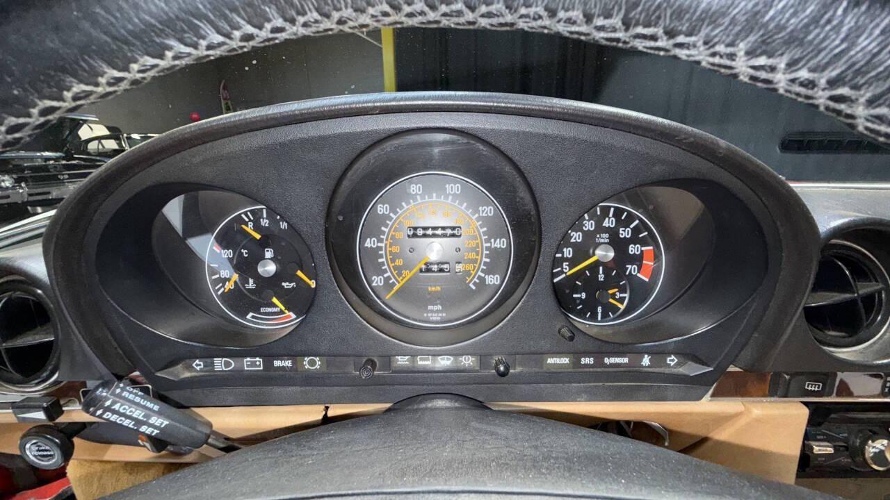 1987 Mercedes - Benz 560-Class