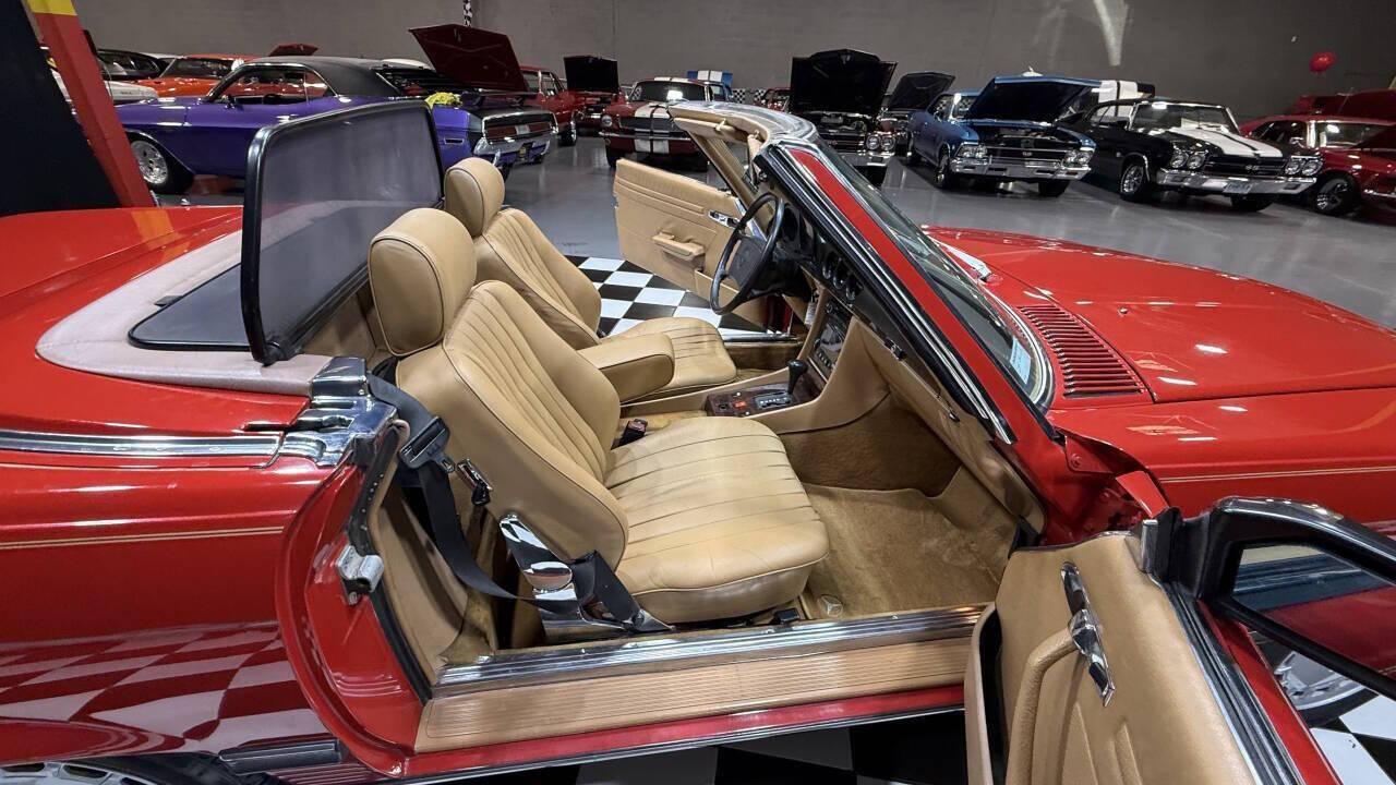 1987 Mercedes - Benz 560-Class