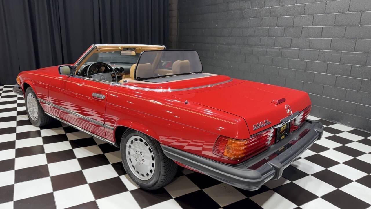 1987 Mercedes - Benz 560-Class