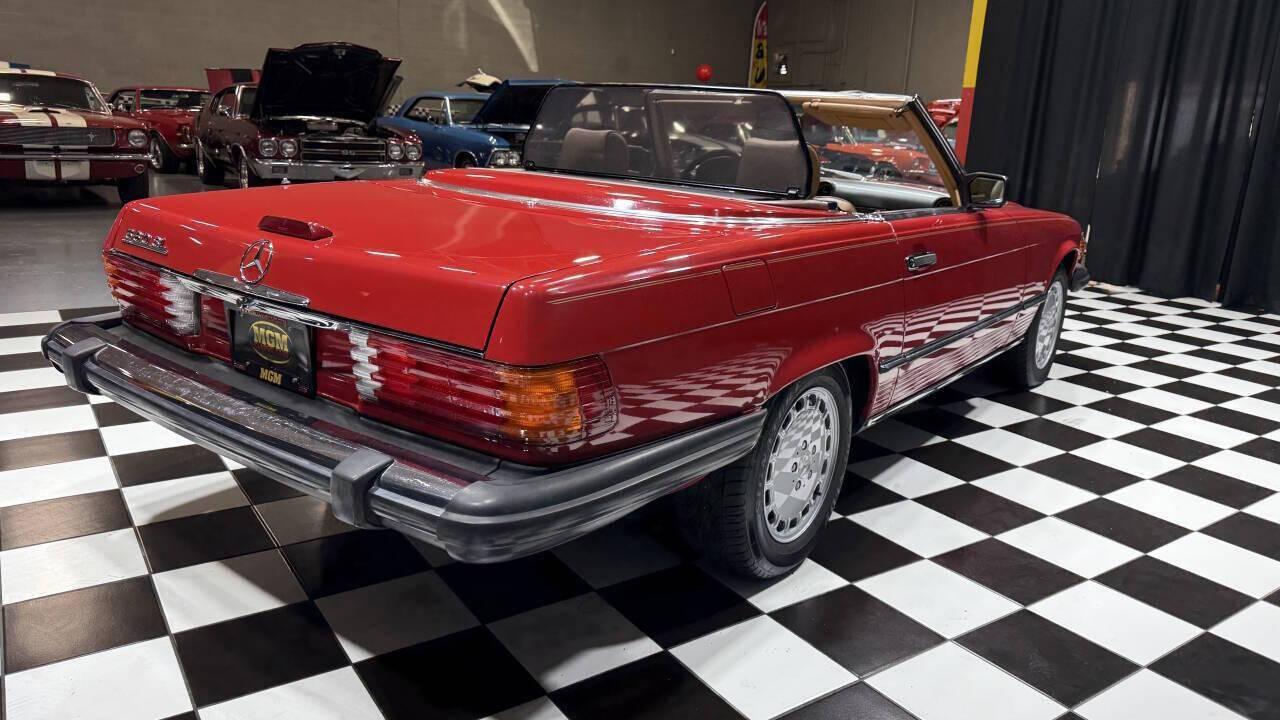 1987 Mercedes - Benz 560-Class