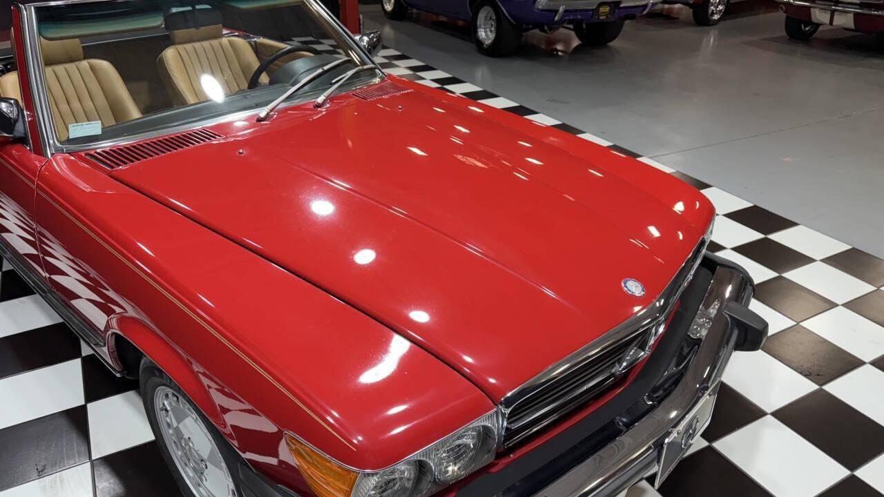 1987 Mercedes - Benz 560-Class