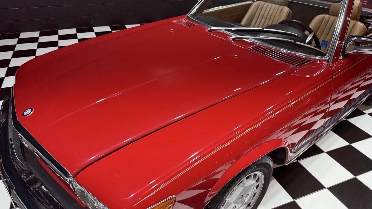 1987 Mercedes - Benz 560-Class