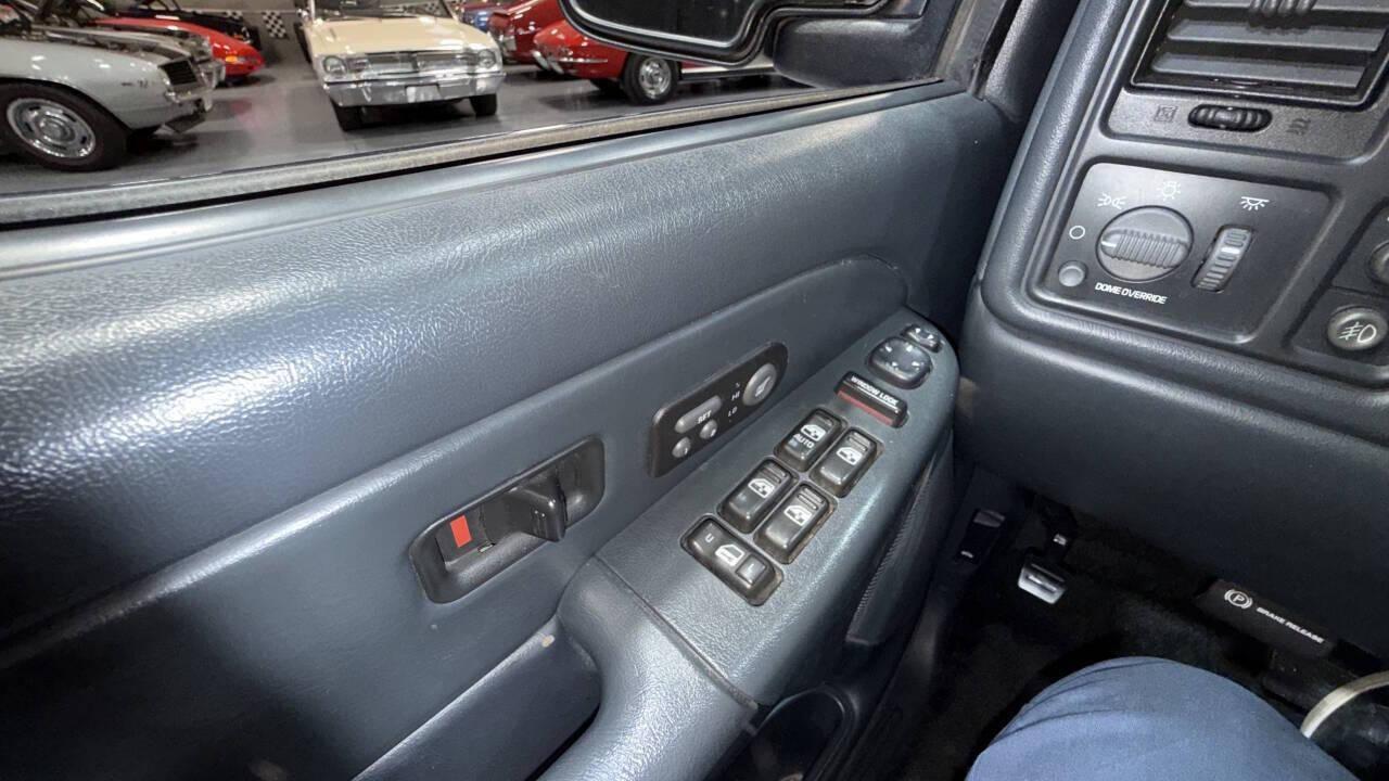 2002 Chevrolet Avalanche